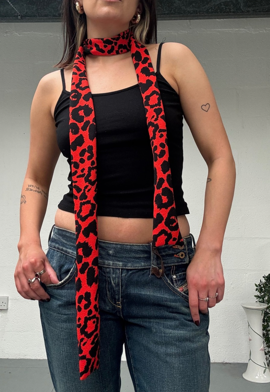 RED LEOPARD SKINNY SCARF