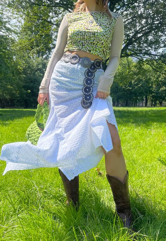 white swish skirt (04)