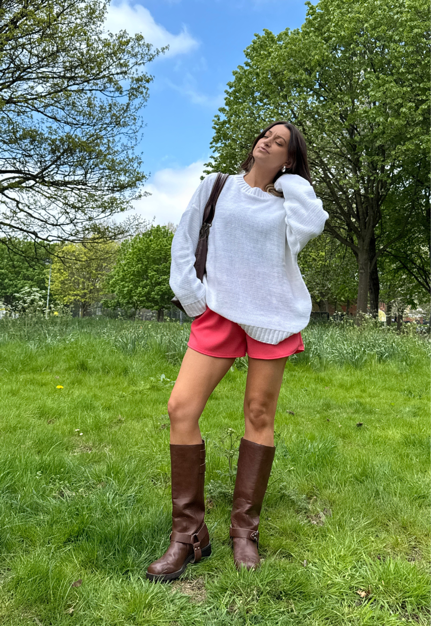 MILK HISSY KNIT JUMPER