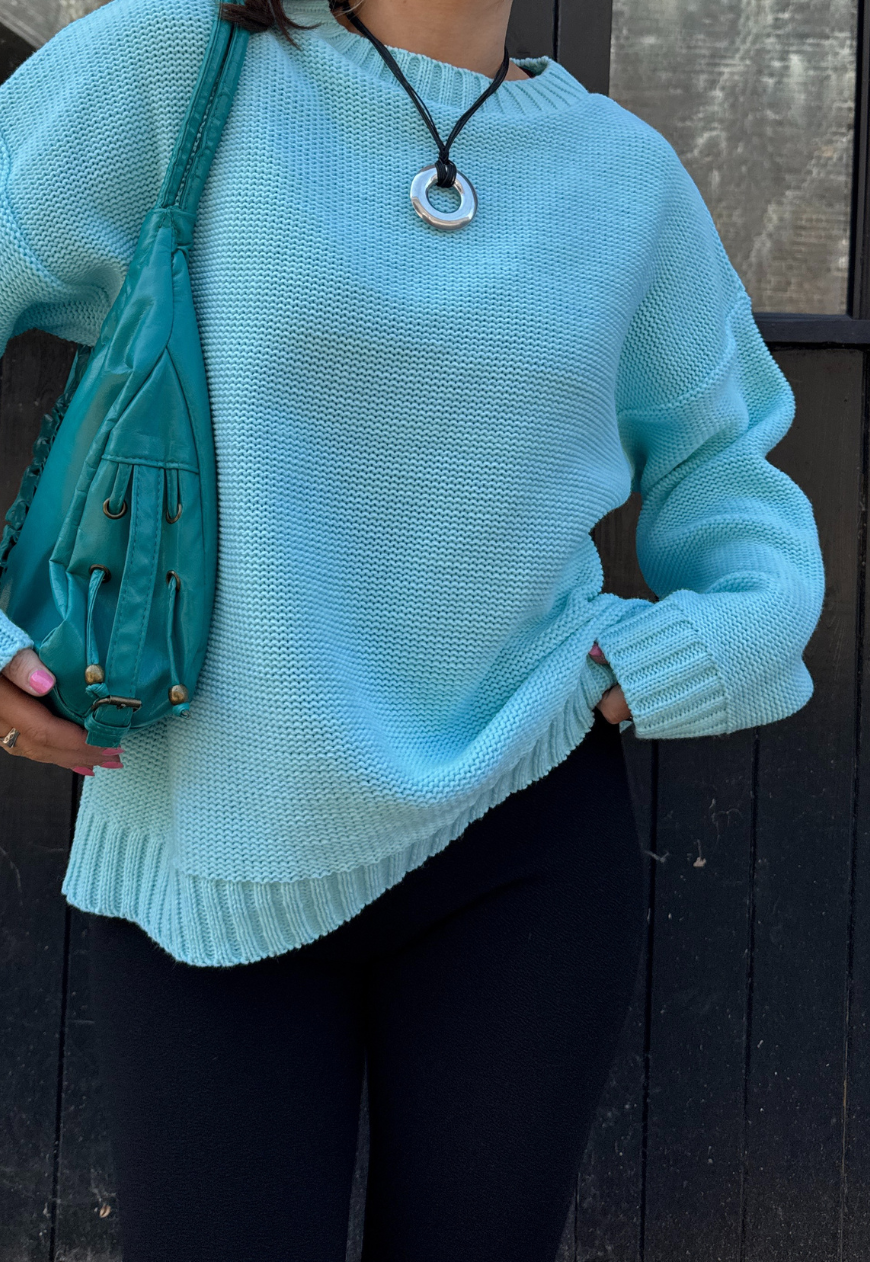 AQUAMARINE HISSY KNIT JUMPER