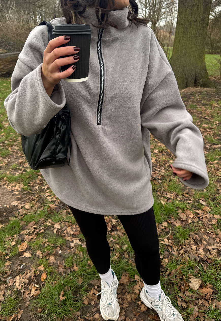 COOKIES N CREAM FLEECE - XS/S HISSY FIT LTD