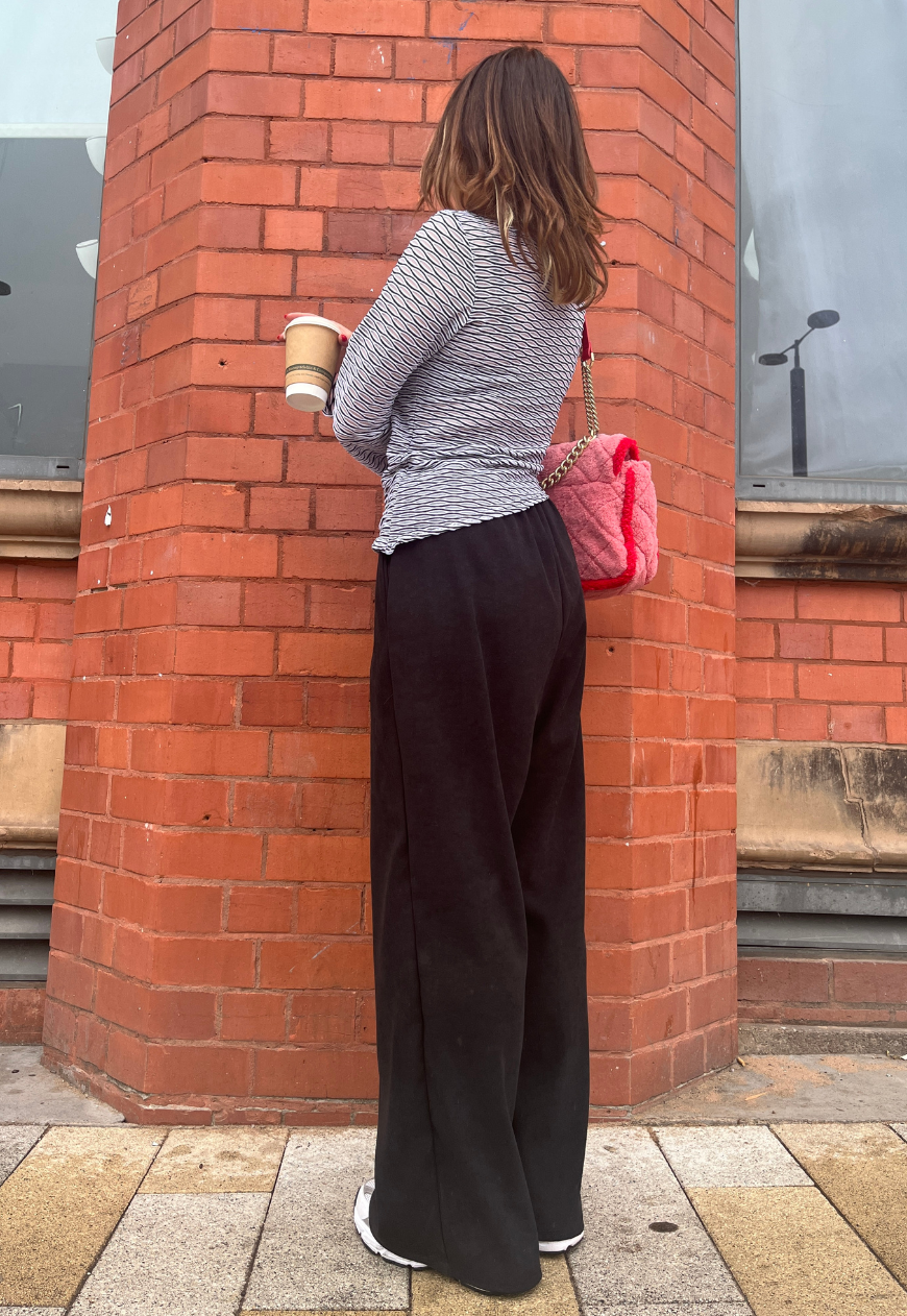 BLACK STAPLE STRAIGHT LEG TROUSER