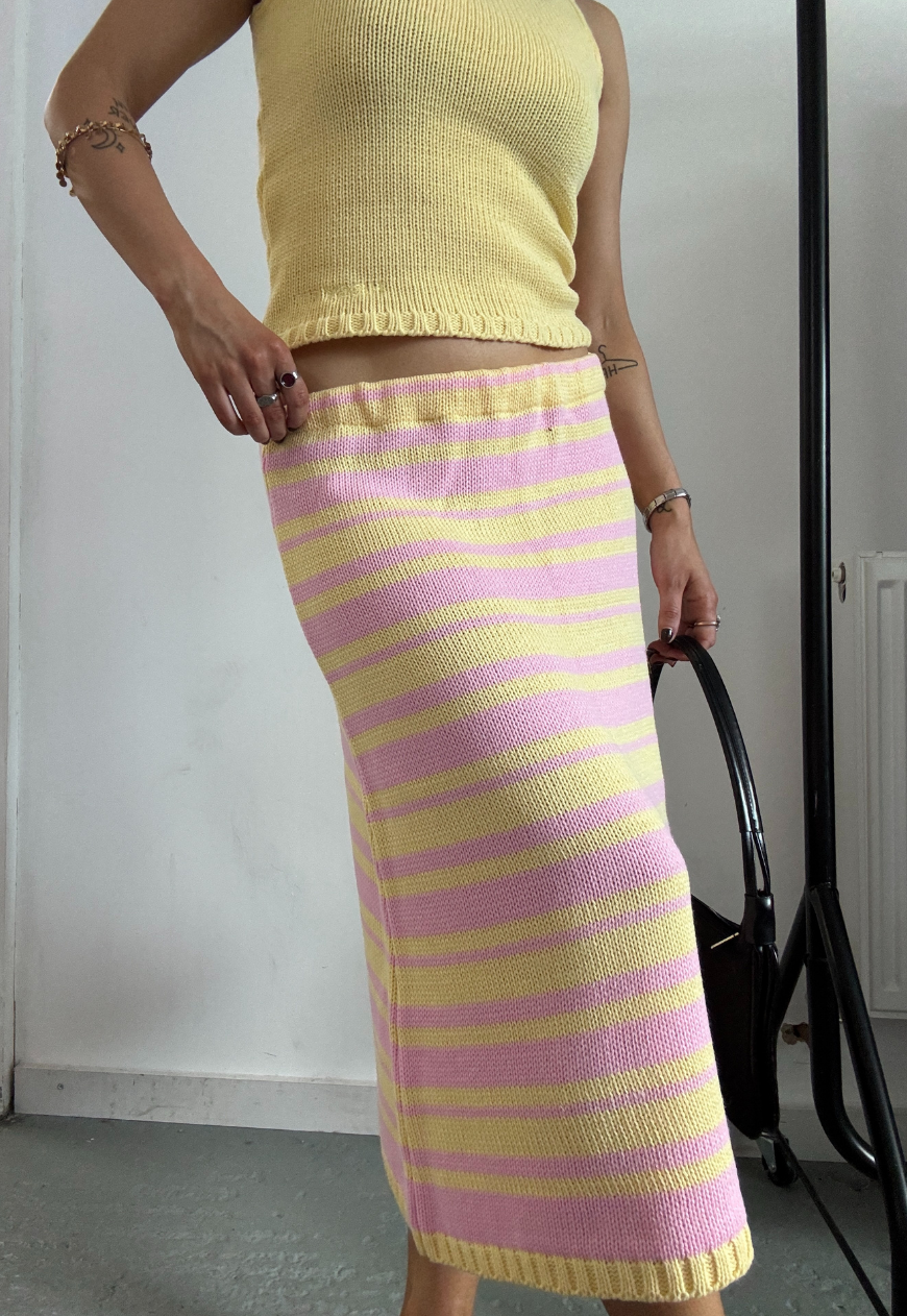 RHUBARB & CUSTARD HISSY KNIT MIDI SKIRT
