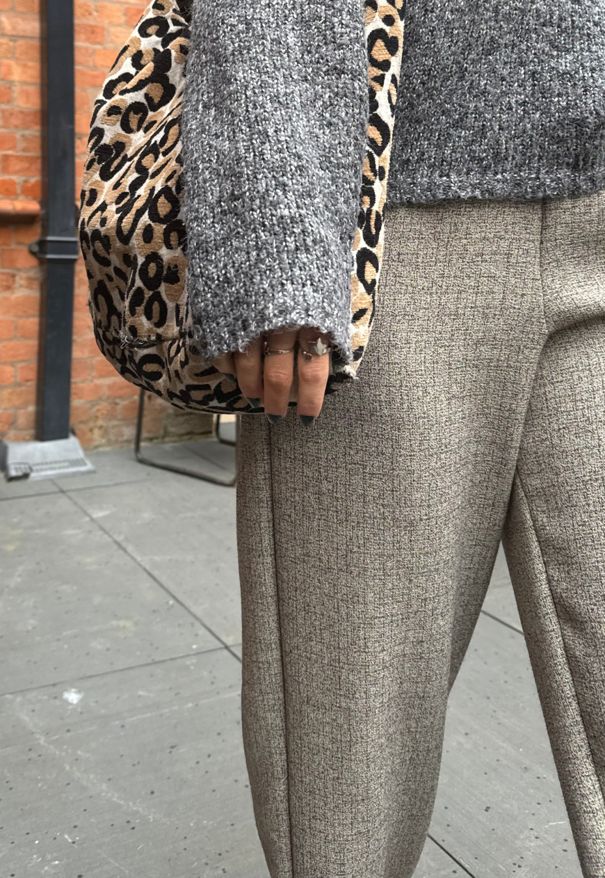 CREAM TWEED STRAIGHT LEG TROUSER - 2XS HISSY FIT LTD