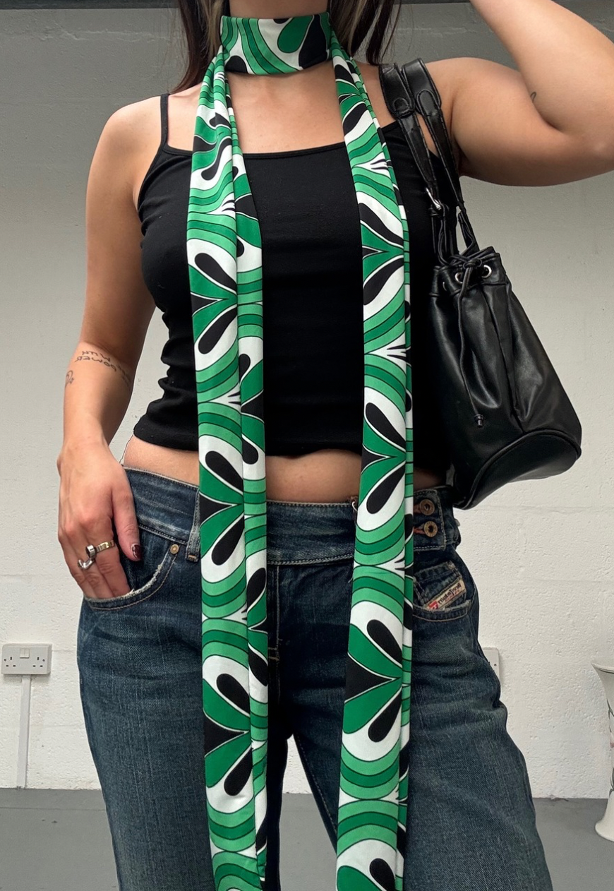 GREEN SWIRL SKINNY SCARF