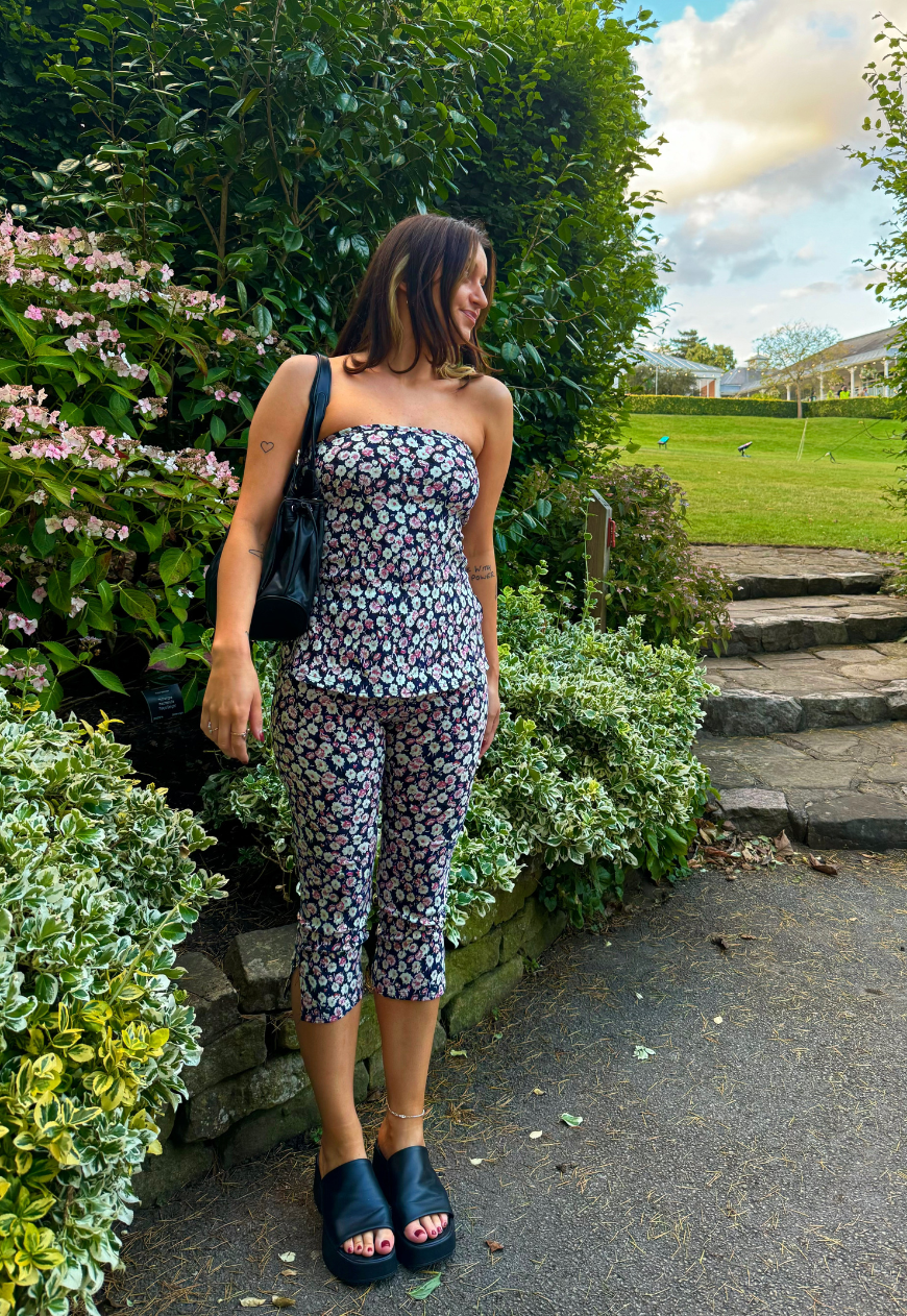 BLOSSOM CAPRI PANTS - XS HISSY FIT LTD
