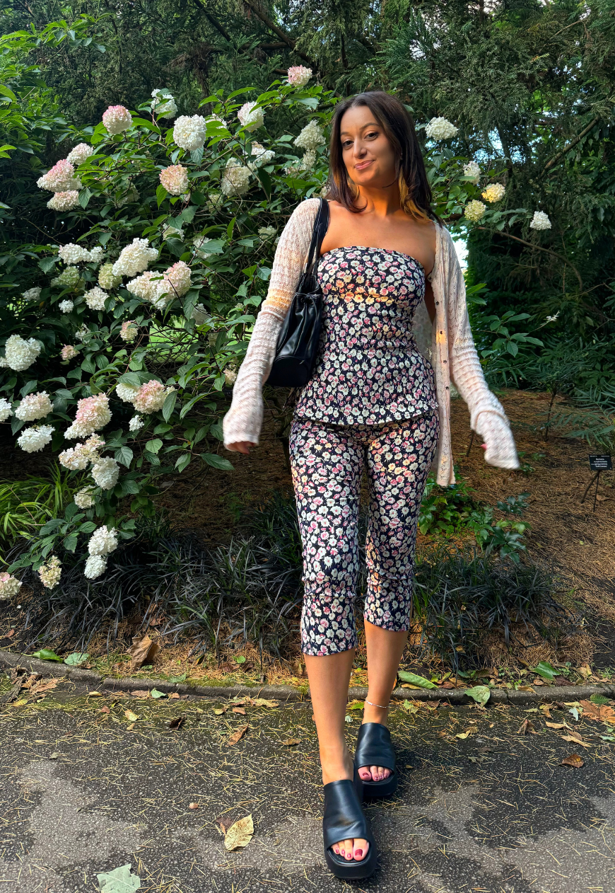 BLOSSOM CAPRI PANTS - XS HISSY FIT LTD
