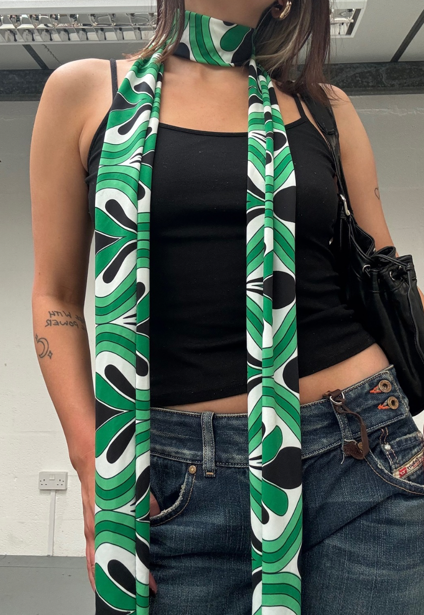 GREEN SWIRL SKINNY SCARF