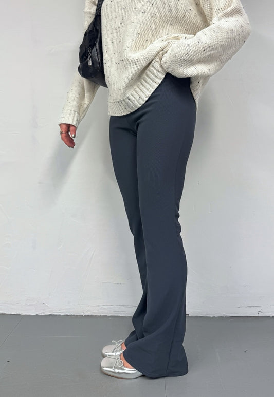 grey rib staple flares