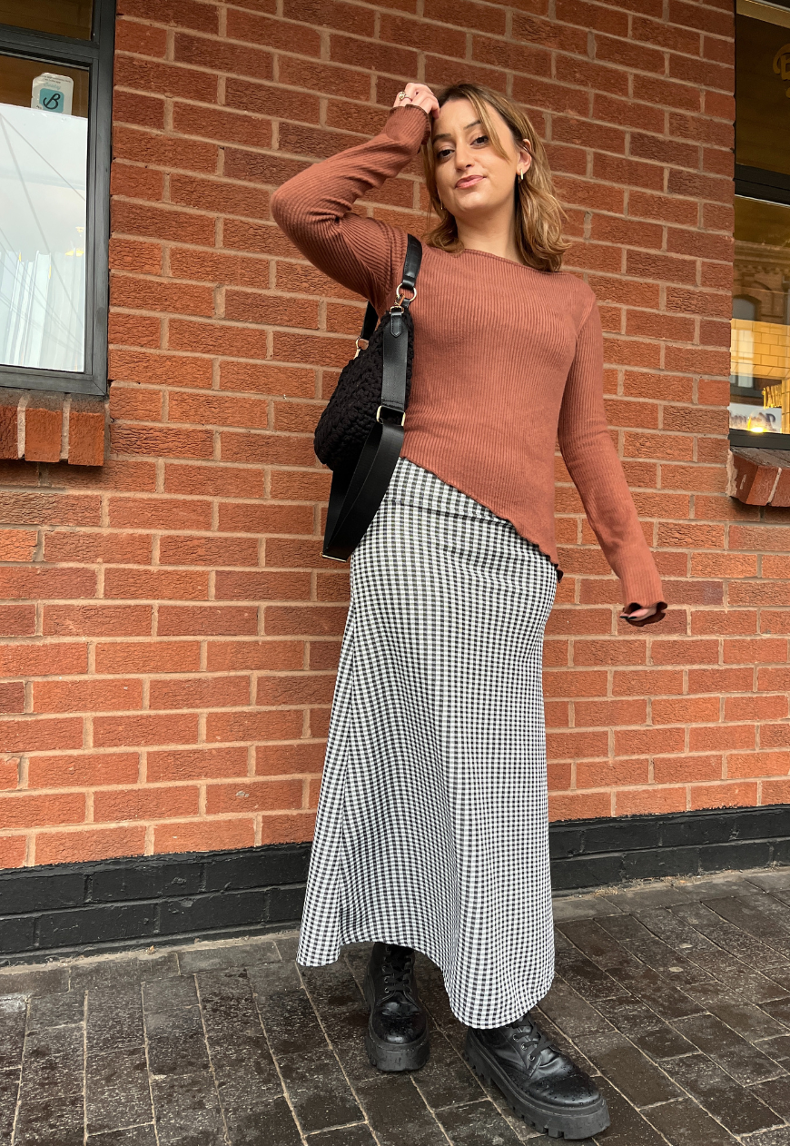 BROWN RIBBED ASYMMETRIC TOP - HISSY FIT LTD