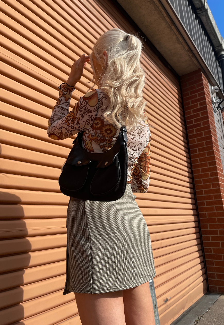 CREAM DOGTOOTH WRAP SKIRT *1ST GENERATION* - XS HISSY FIT LTD