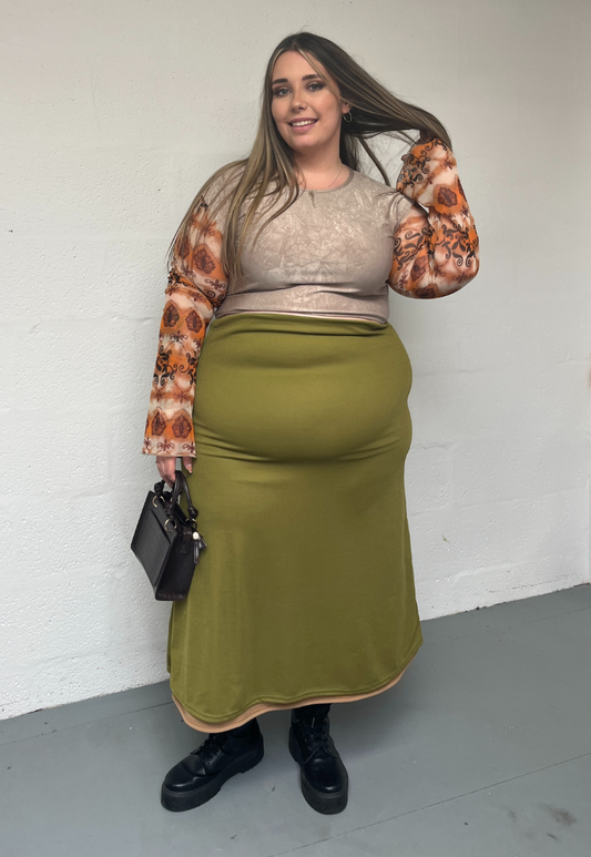 ORANGE GRUNGE FLARE CROPPED TOP - 5XL HISSY FIT LTD