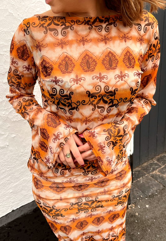 ORANGE GRUNGE SLASH NECK ASYMMETRIC FLARED TOP - 2XS HISSY FIT LTD