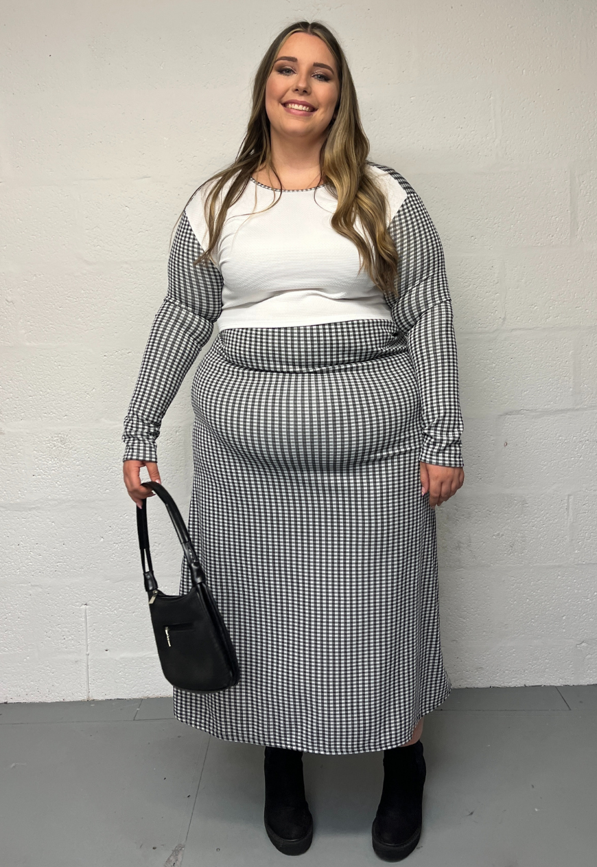 GINGHAM MID-RISE MAXI SKIRT - S HISSY FIT LTD
