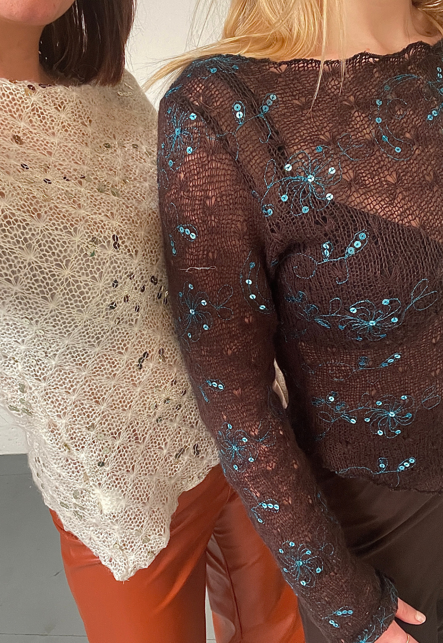 BROWN ASYMMETRIC KNIT TOP - 6XL HISSY FIT LTD