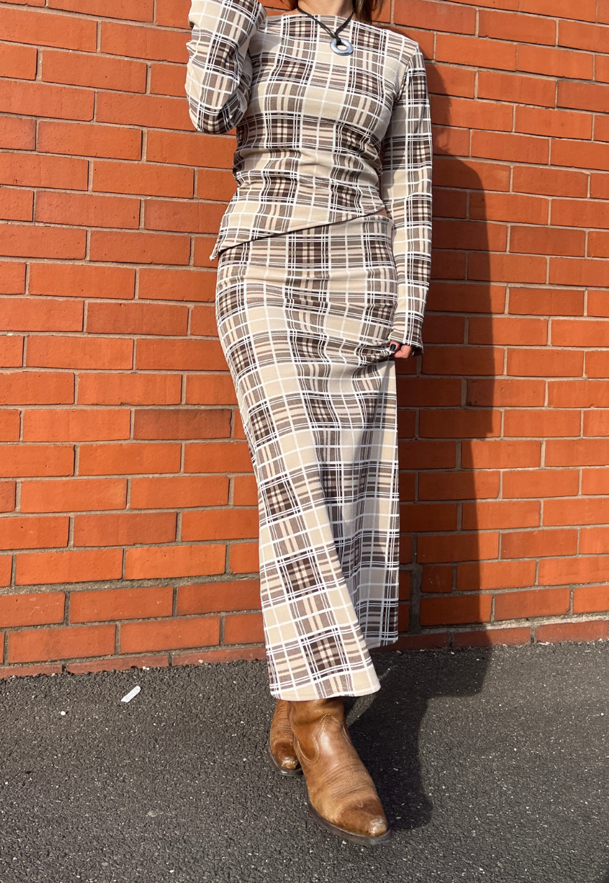 BLUE CHECK/CREAM TARTAN REVERSIBLE MID-RISE SKIRT - 2XS HISSY FIT LTD