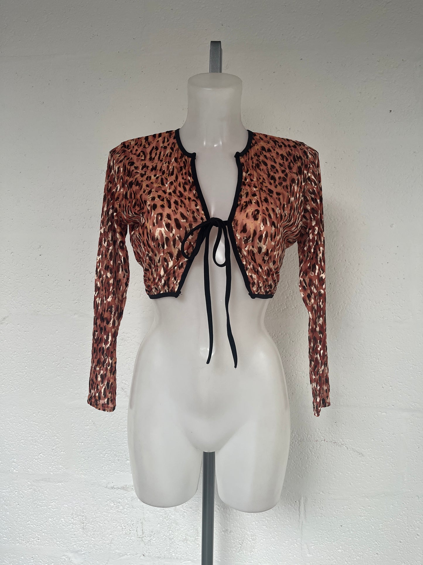 LEOPARD MESH TIE UP TOP