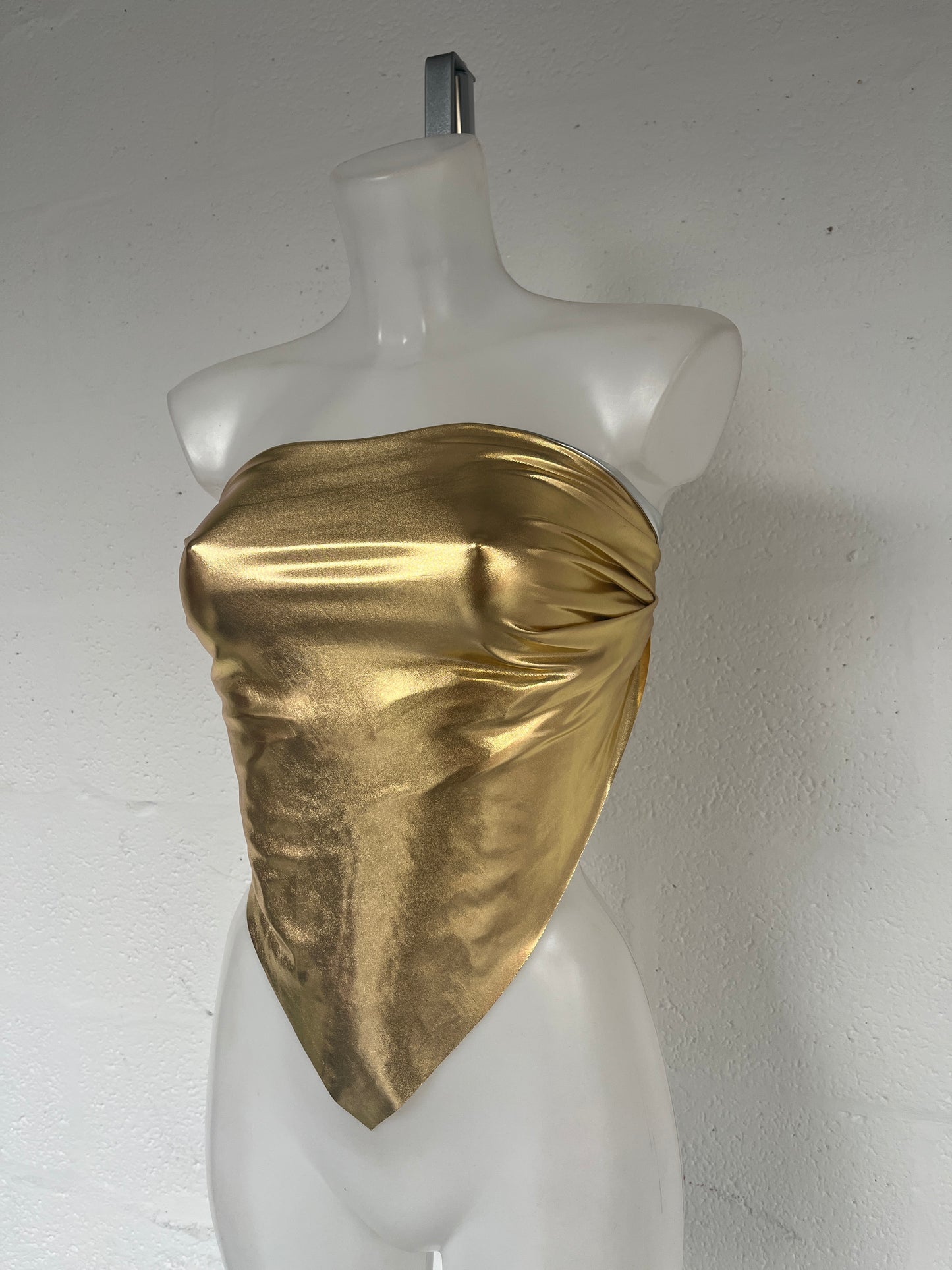 SILVER/GOLD HANKIE TOP + SKINNY SCARVES