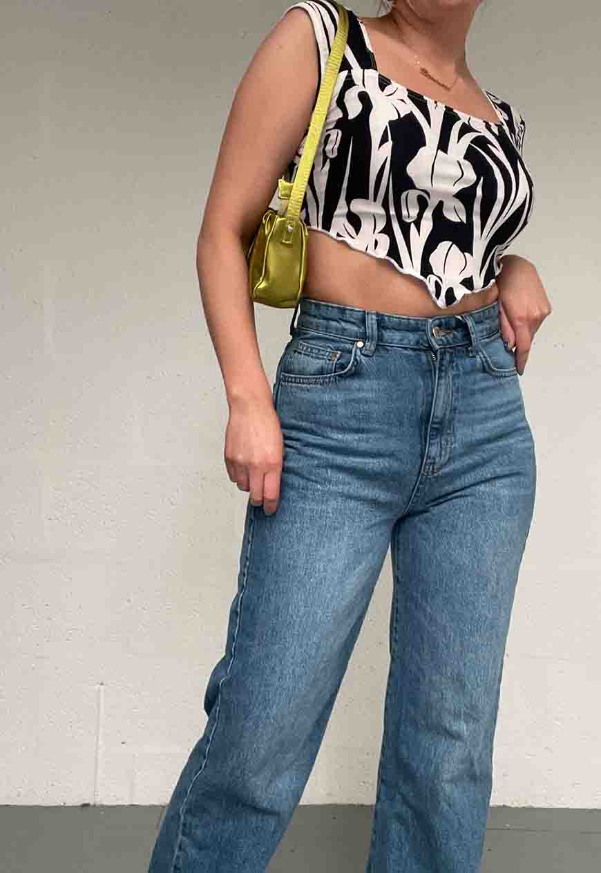 NAVY FLORAL 'EVE' TOP - XS HISSY FIT LTD