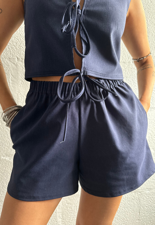 INDIGO BENGALINE STAPLE SHORTS