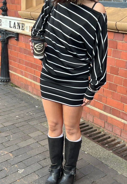 B&W STRIPE SLOUCH DRESS - XS HISSY FIT LTD