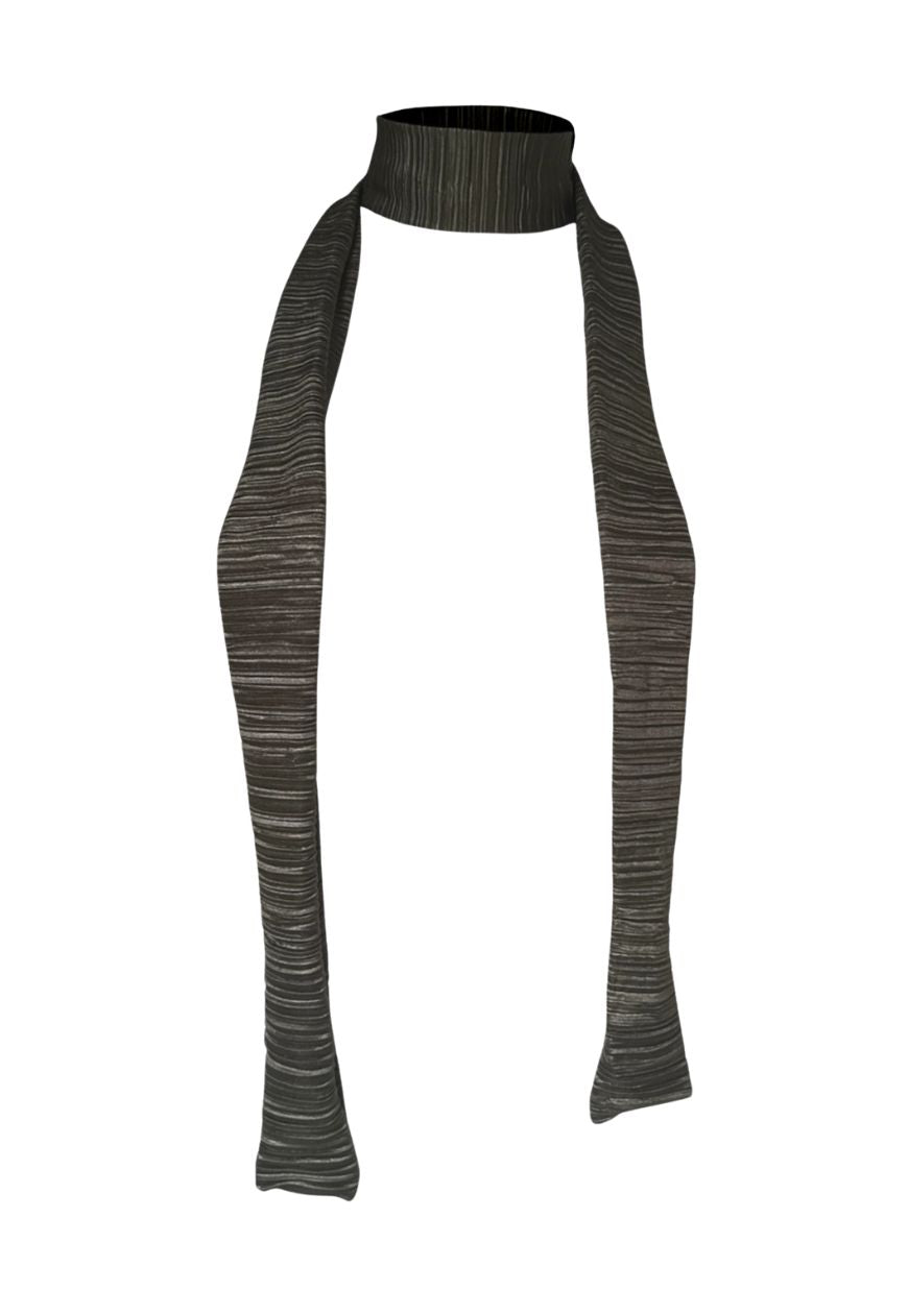 olive plissé skinny scarf *coming soon*