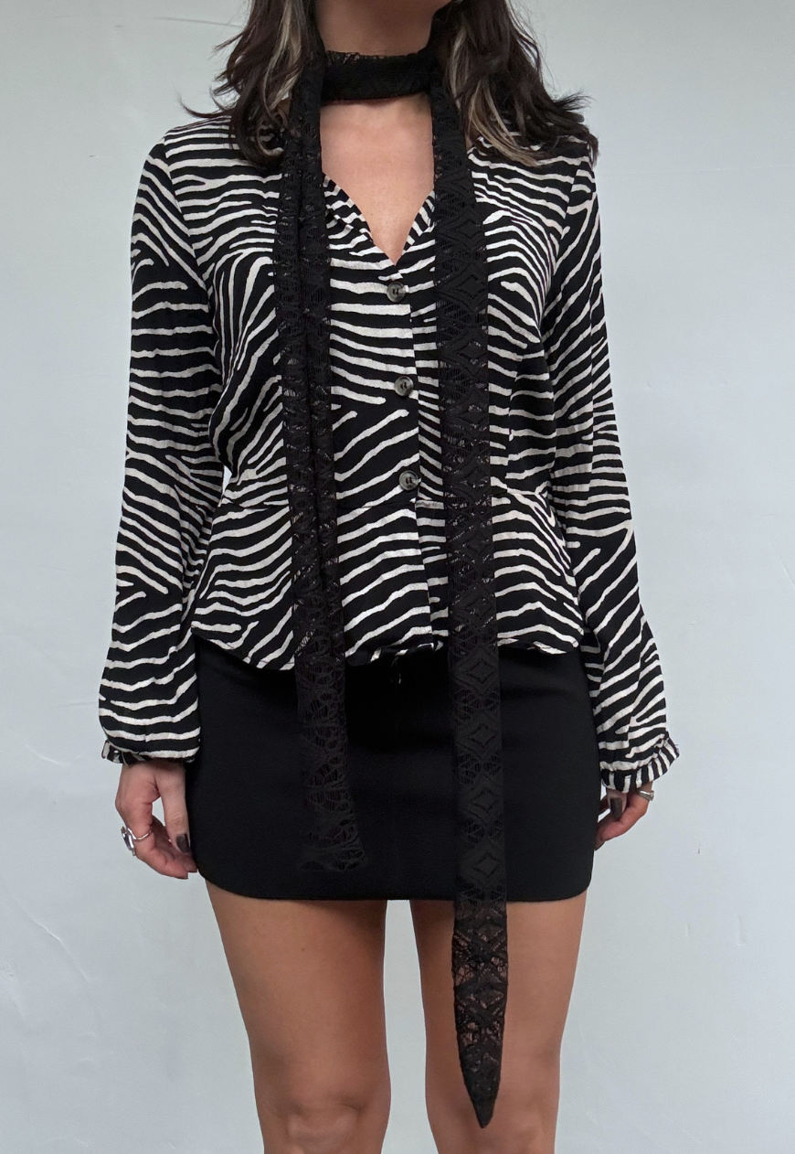 black diamond lace skinny scarf