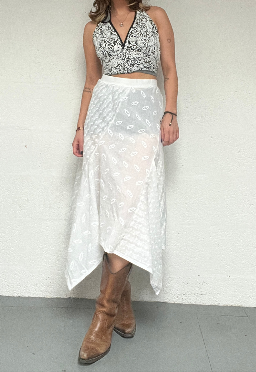 WHITE SWISH SKIRT (05)