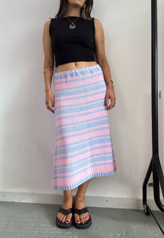 BUBBLEGUM HISSY KNIT MIDI SKIRT