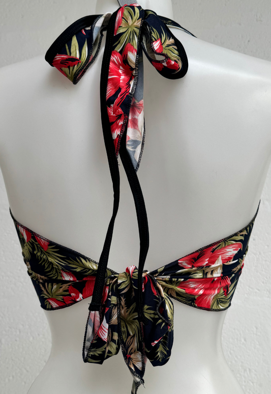 OFFCUTS HAWAIIAN POINTED HALTER TOP *COMING SOON*