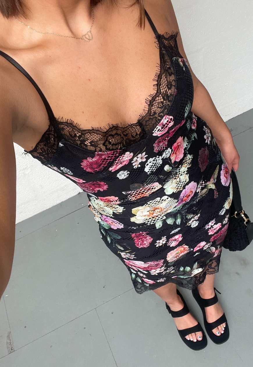 FLORAL FITTED RECLAIMED LACE DRESS - HISSY FIT LTD