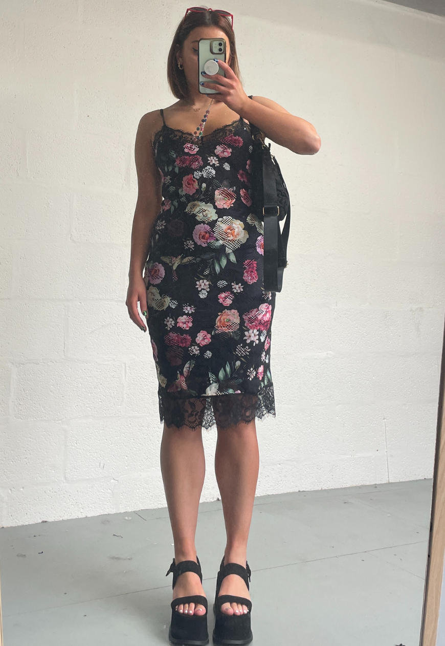 FLORAL FITTED RECLAIMED LACE DRESS - HISSY FIT LTD